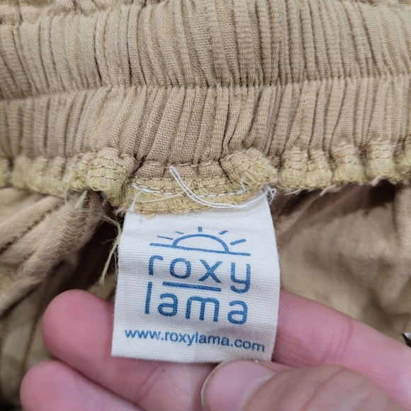 Roxy Beige Wide-Leg Shorts - Picture 6 of 7